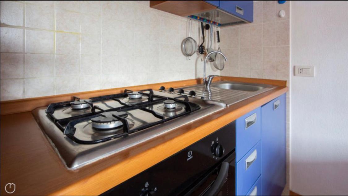 Minbywalk: Port-side With Quick Bus Access Apartment Olbia